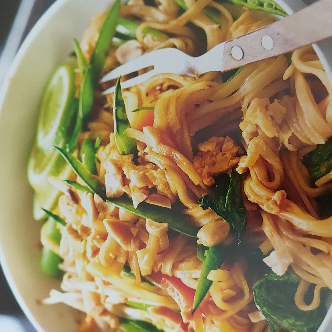 Pak choi and mange tout Pad Thai