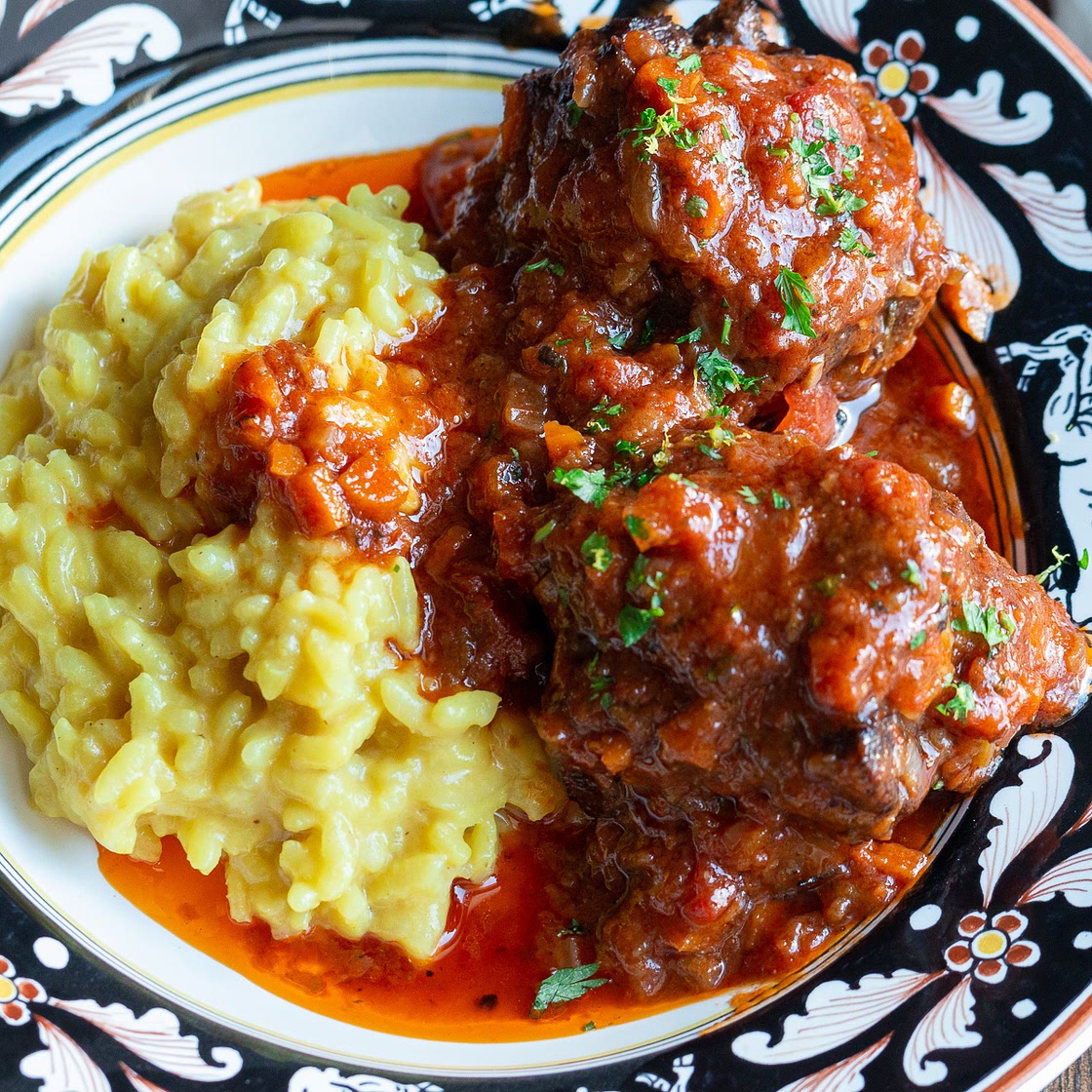 Pressure Cooker Oxtail Stew [Italian Style + VIDEO]