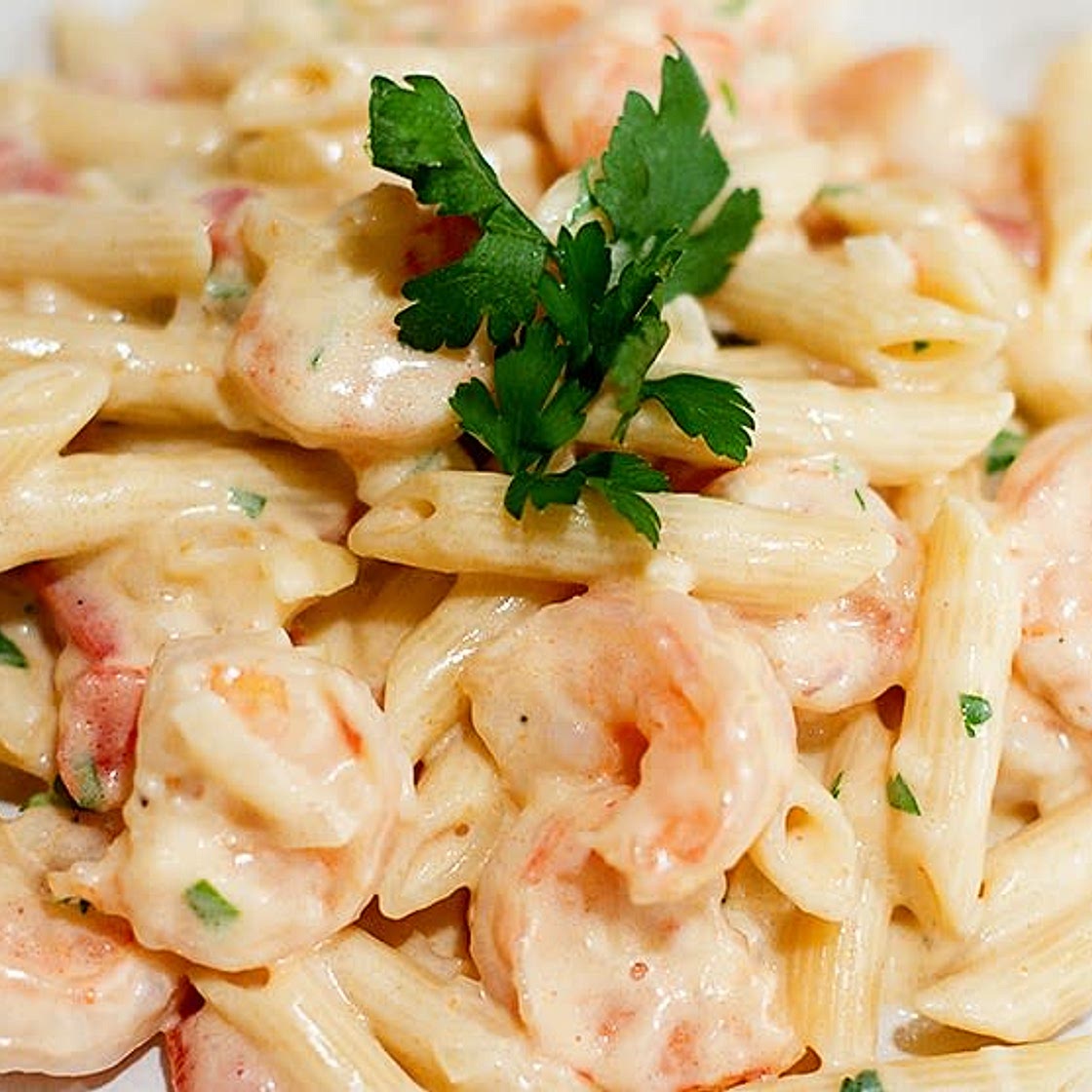 Penne Pasta Alfredo with Shrimp and Mushrooms