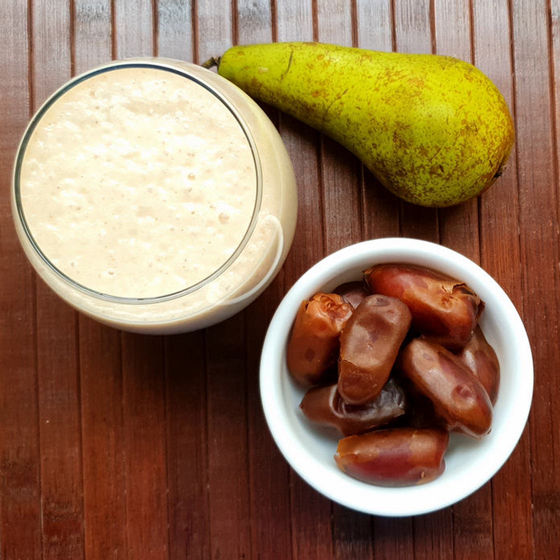Pear and Date Milkshake