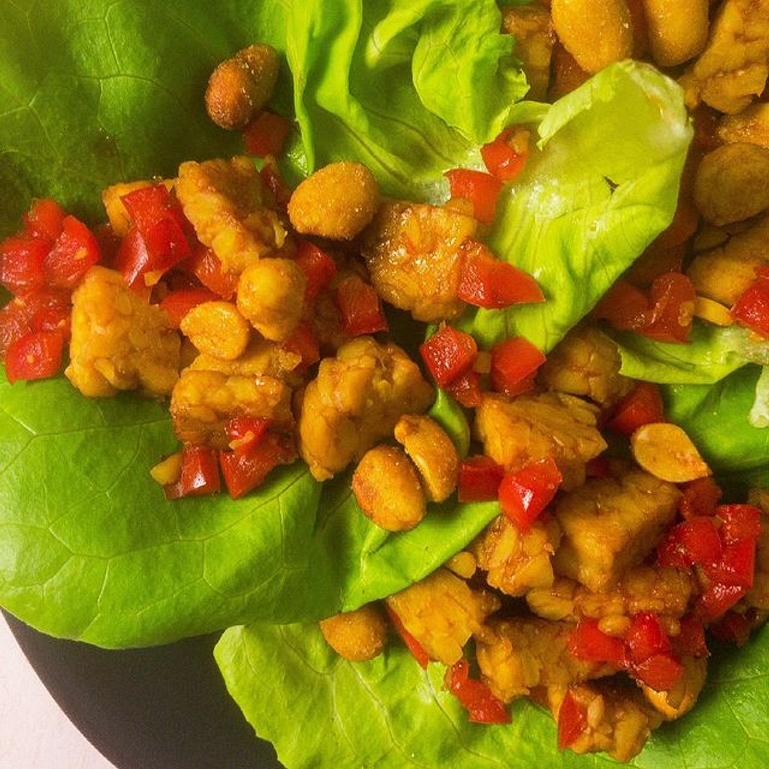peanut tempeh lettuce wraps