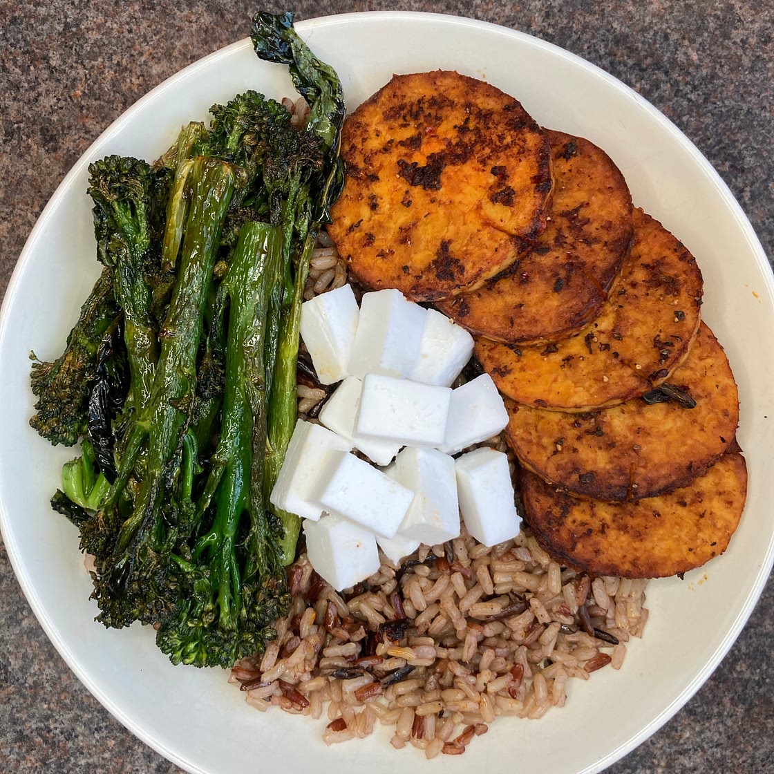 Harissa Tempeh Nourish Bowl