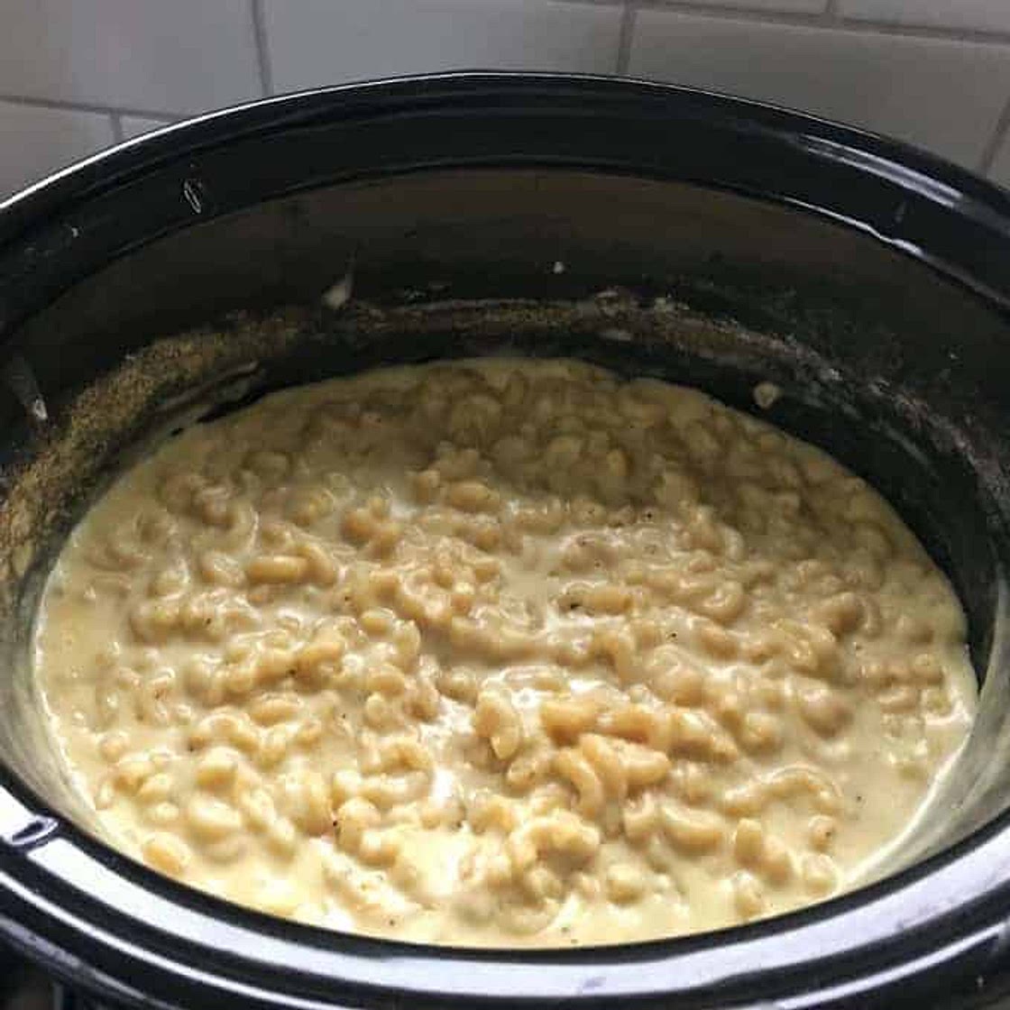 Slow cooker Mac and Cheese