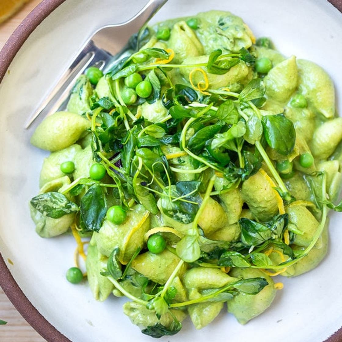 Creamy Pea Pasta with Mint (Vegan)