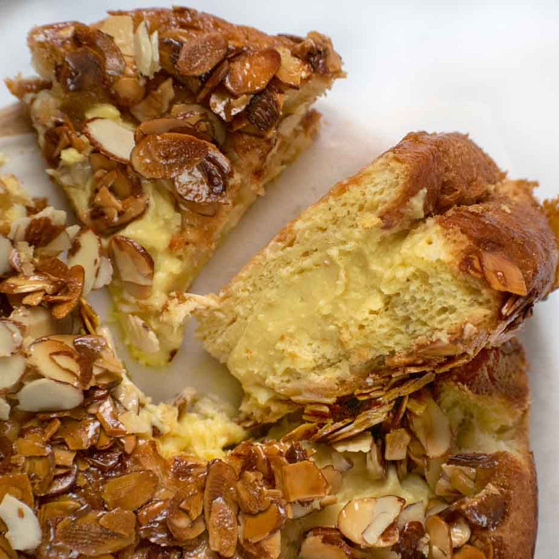 Bee Sting Cake