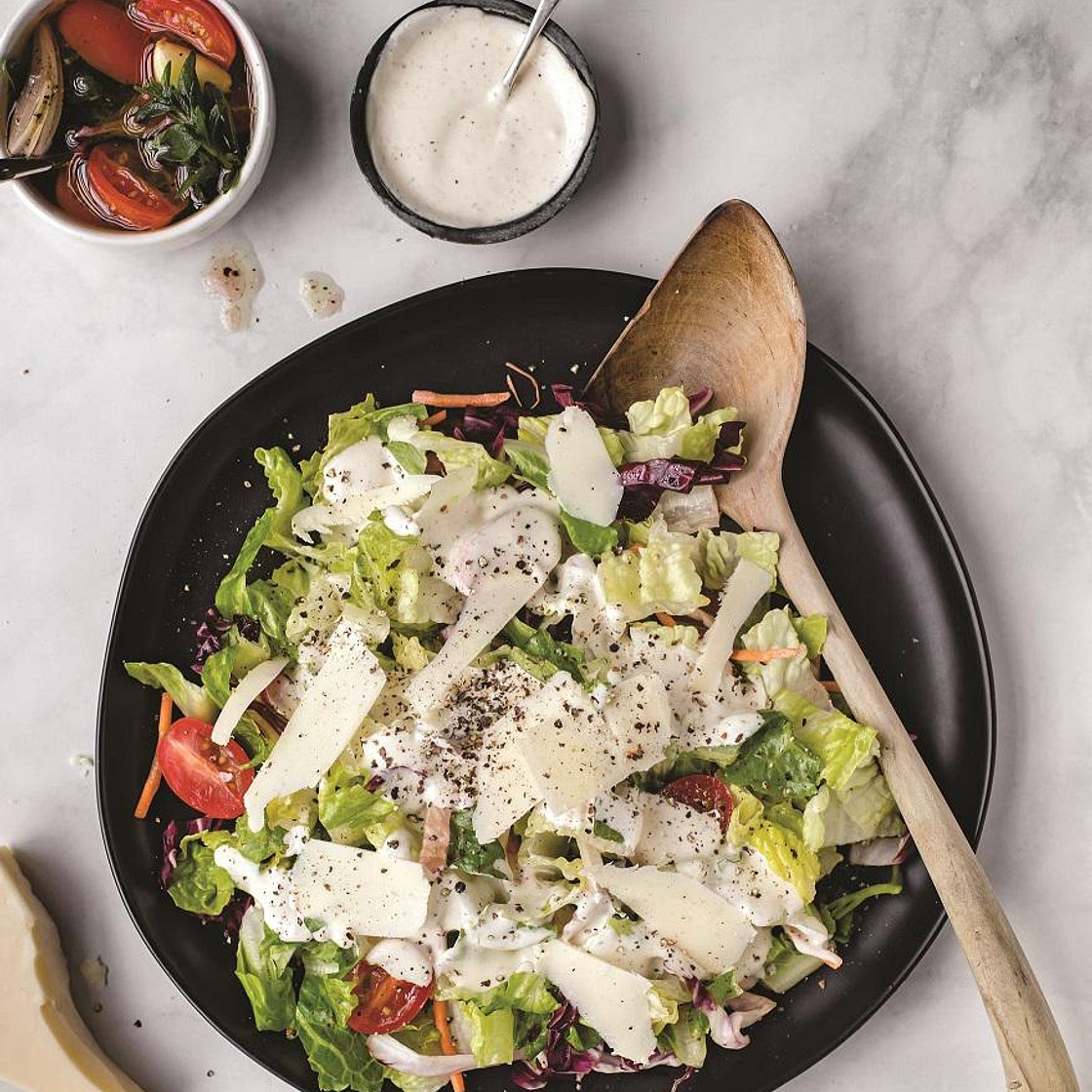 Aunt Jae's Double-Dressed Creamy Garlic Garden Salad