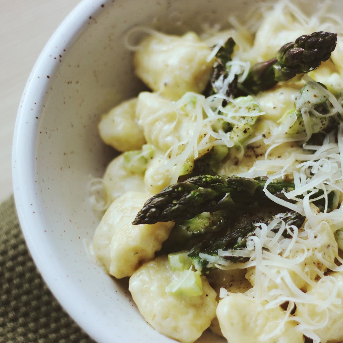 Potato Gnocchi with Asparagus & Cipollotto