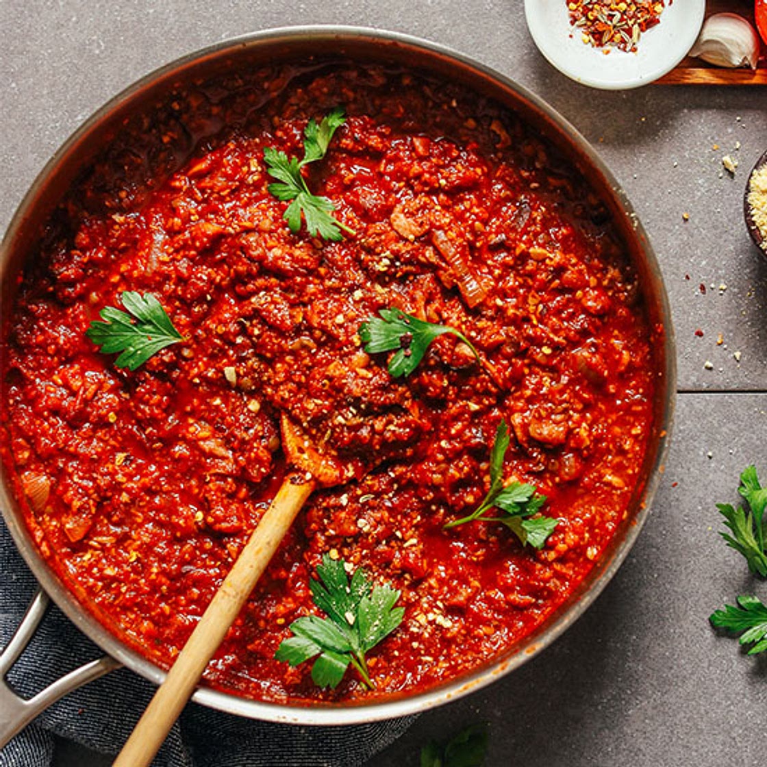1-Pan Tempeh Bolognese