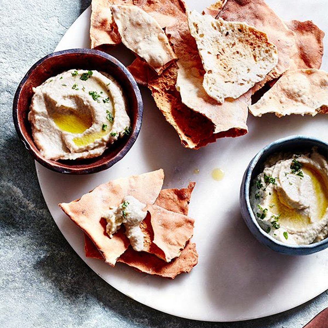 Baba ganoush with cumin crispbreads