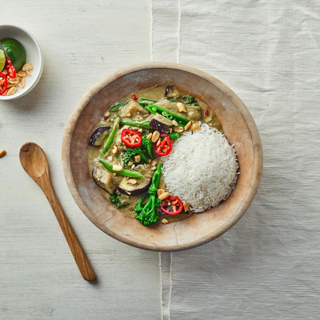 Thai Green Vegetable Curry With Lime
