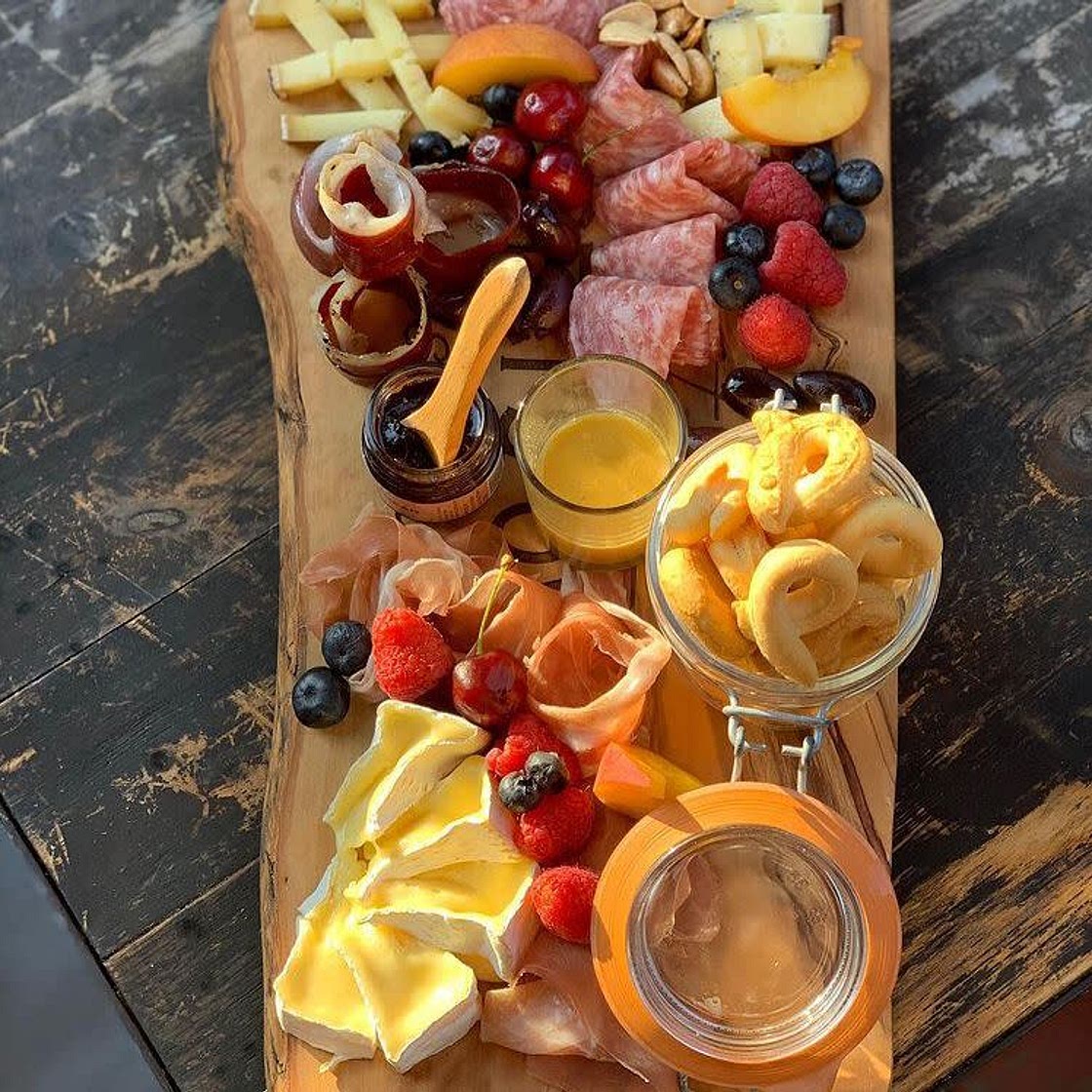 Cheese & Charcuterie