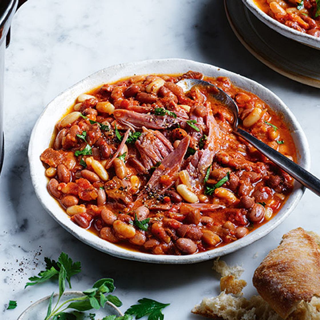 Slow cooker baked beans