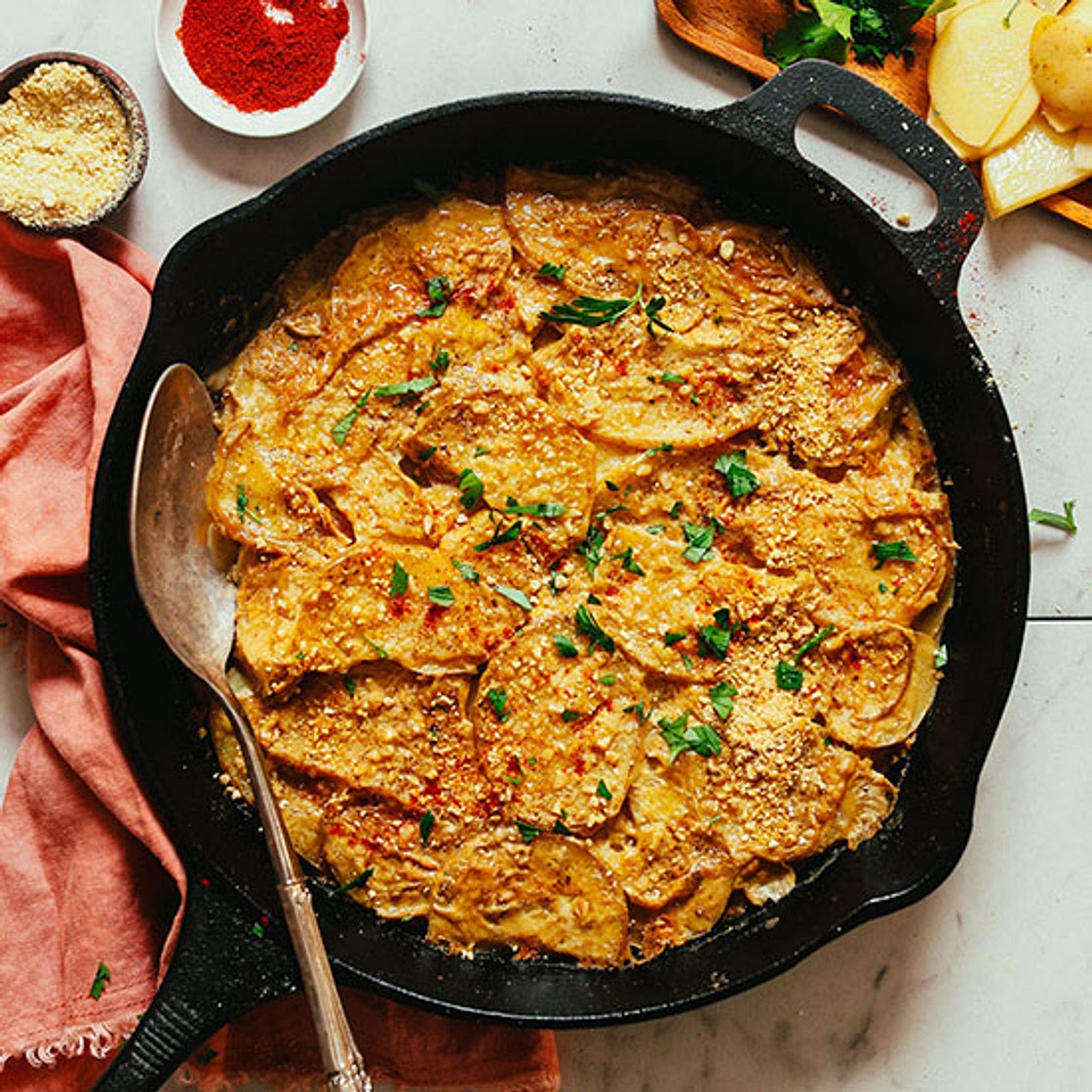 Easy Vegan Scalloped Potatoes