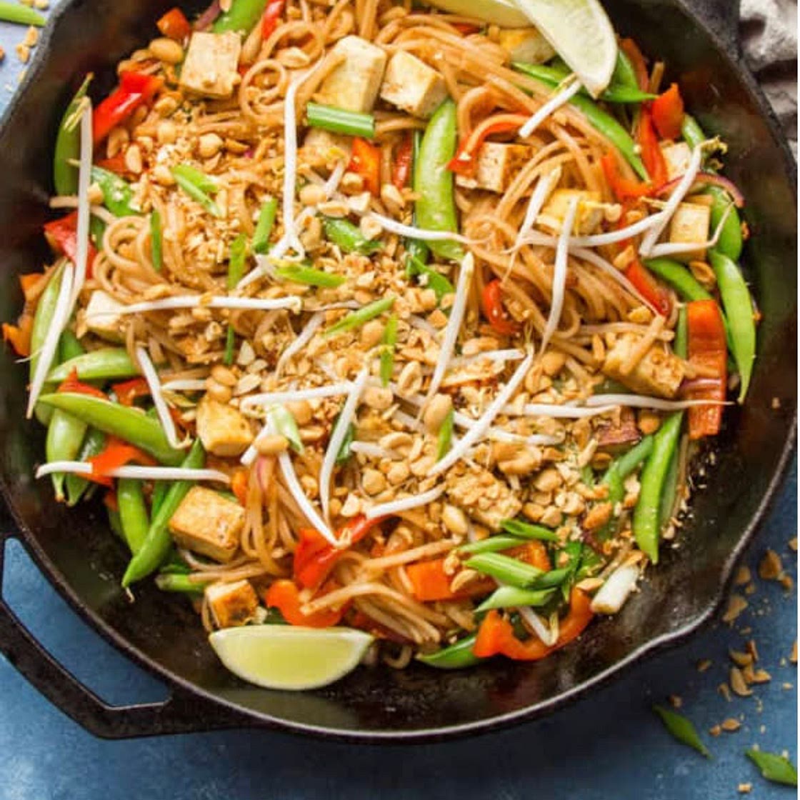 Vegan Pad Thai - Connoisseurus Veg