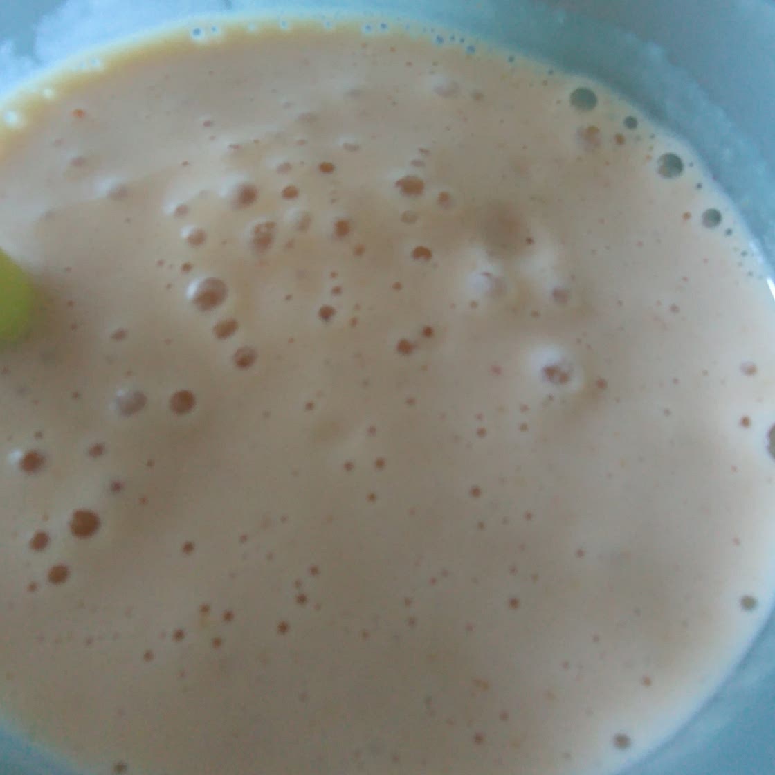 Peach Mango Berry Smoothie