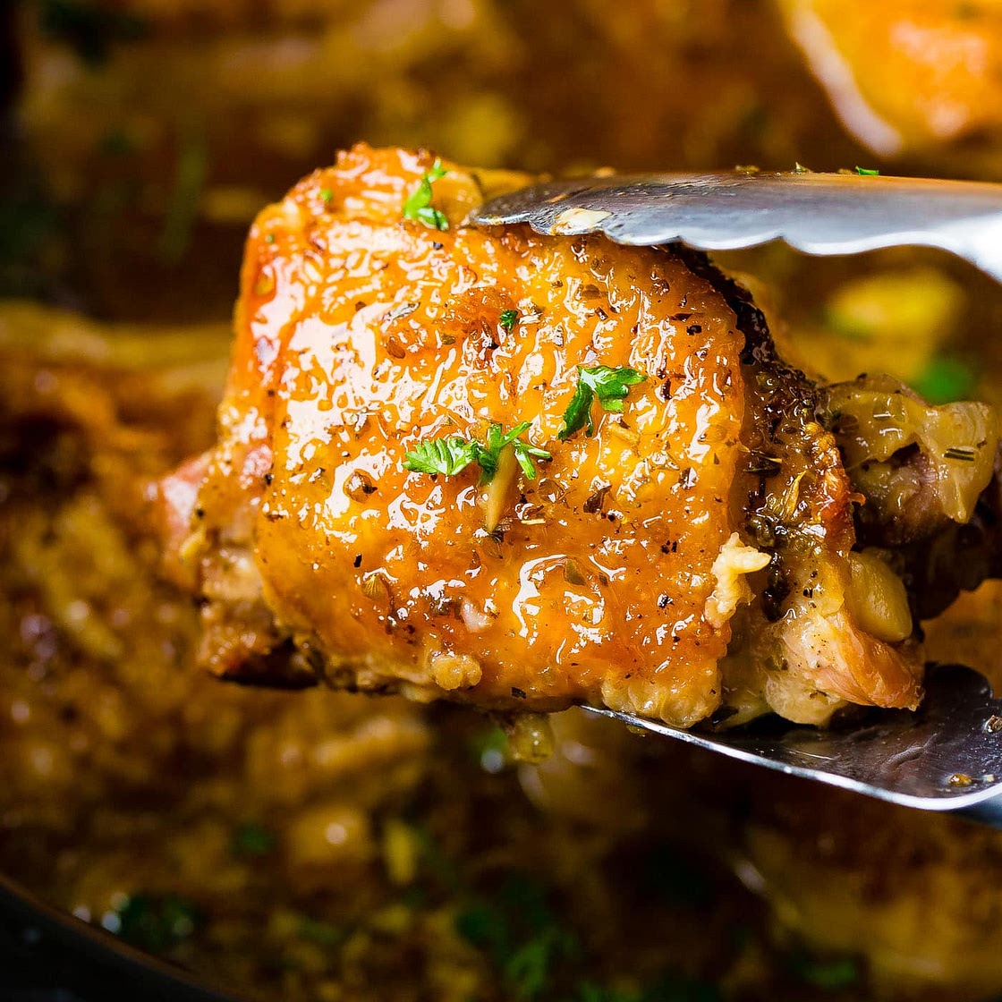 Slow Cooker Garlic Chicken