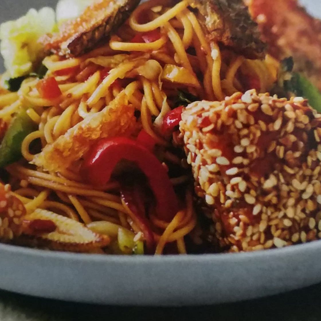 MY SIMPLE SALMON STIR-FRY 