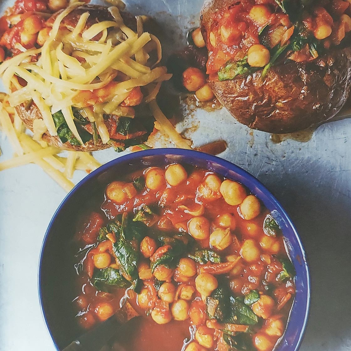 SMOKY CHICKPEA JACKET POTATOES