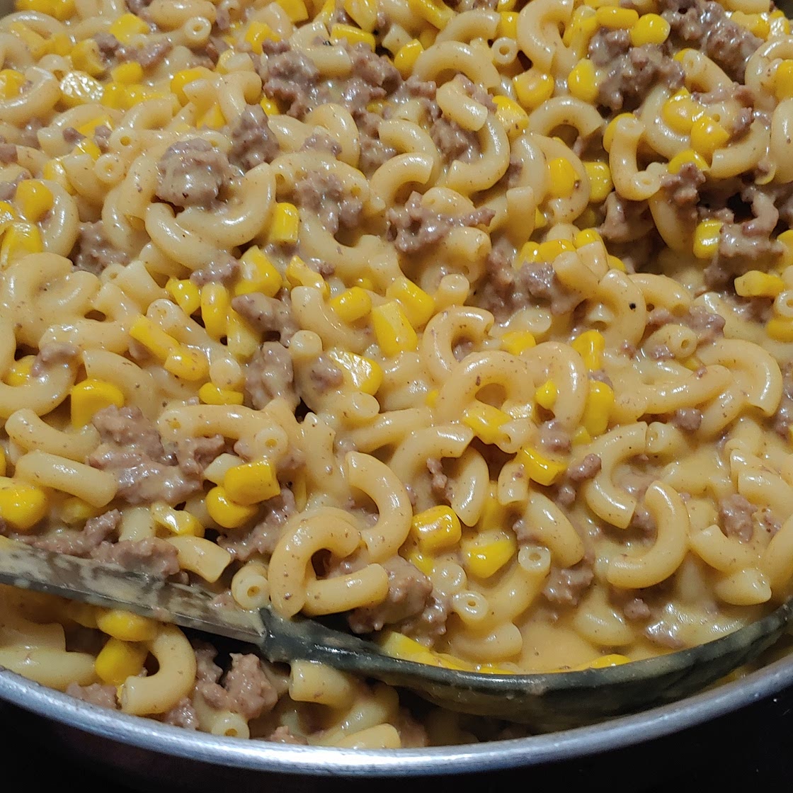 mac and cheeseburger helper