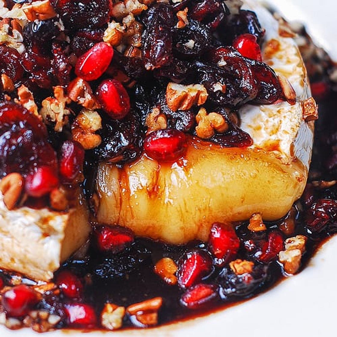 Baked Brie with Cranberries, Pecans, Pomegranate