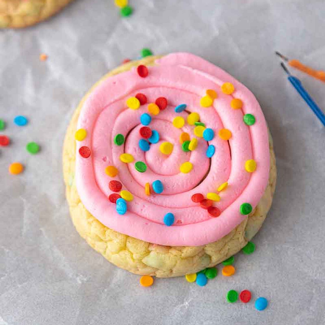 Crumbl 🙀  Confetti Cake Cookies