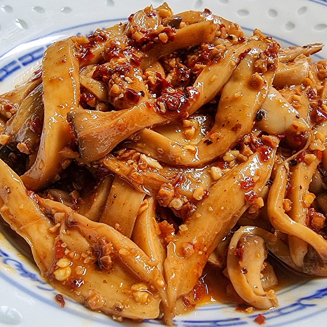 Mel's Hot & Sour King Oyster Mushroom 凉拌酸辣杏鲍菇