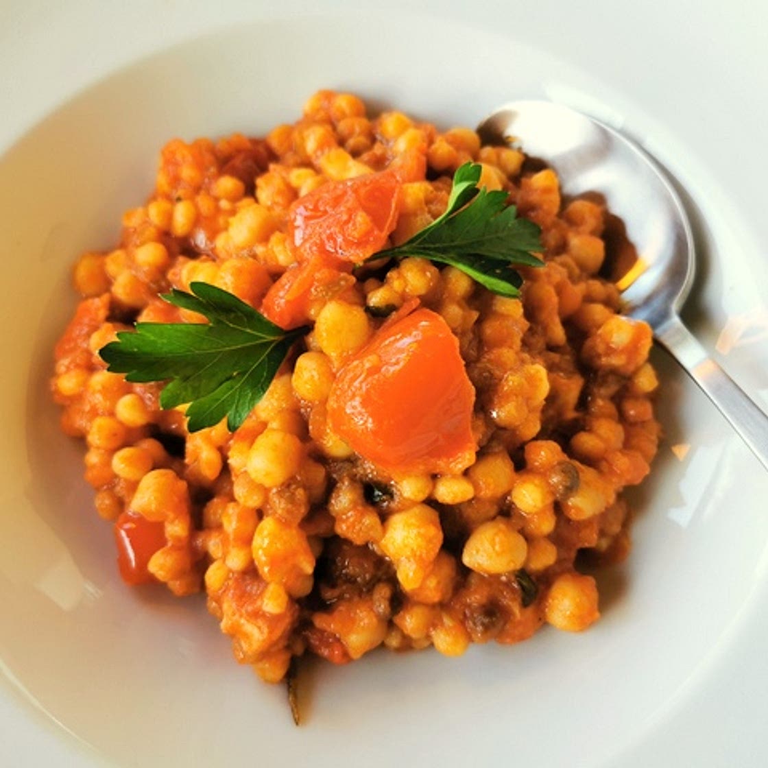 Sardinian fregola with chickpeas