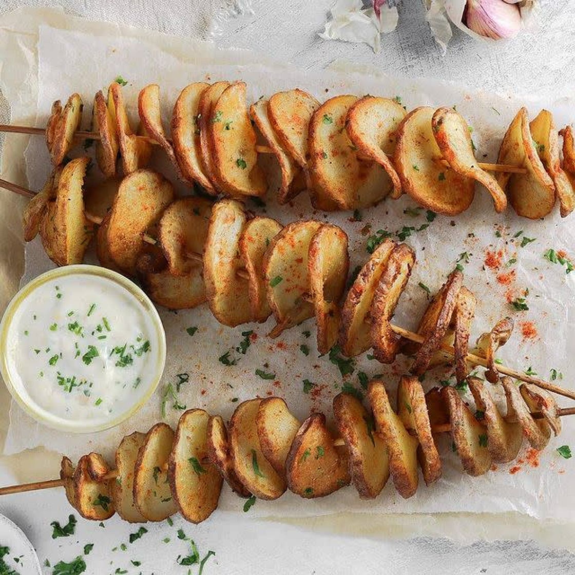 SPIRALES DE POMMES DE TERRE À L'AIL ET AU PAPRIKA