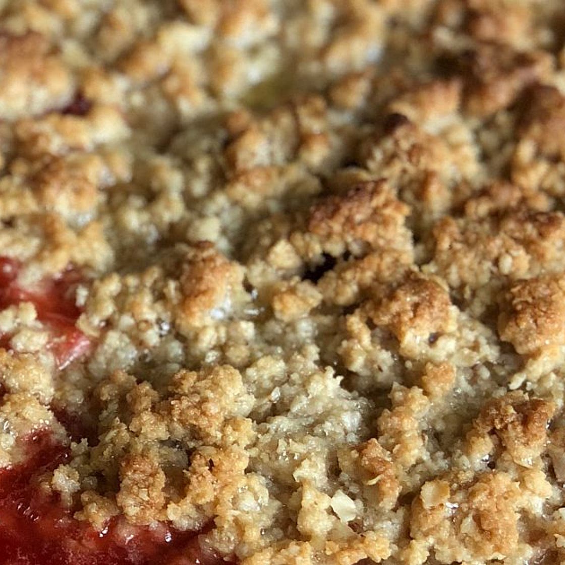 Strawberry Rhubarb Crisp | Recipes