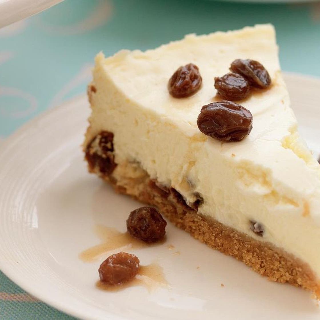 Rum and Raisin Baked Cheesecake
