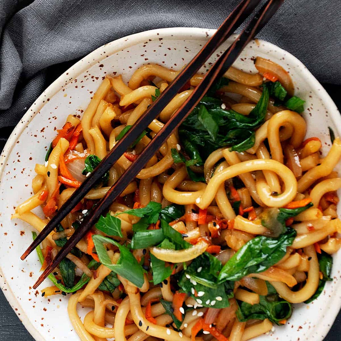 15 Minute Spicy Udon Stir Fry