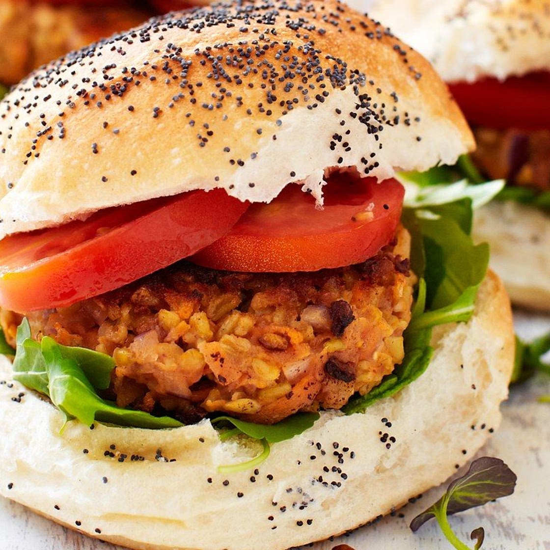 Freekeh and carrot burgers
