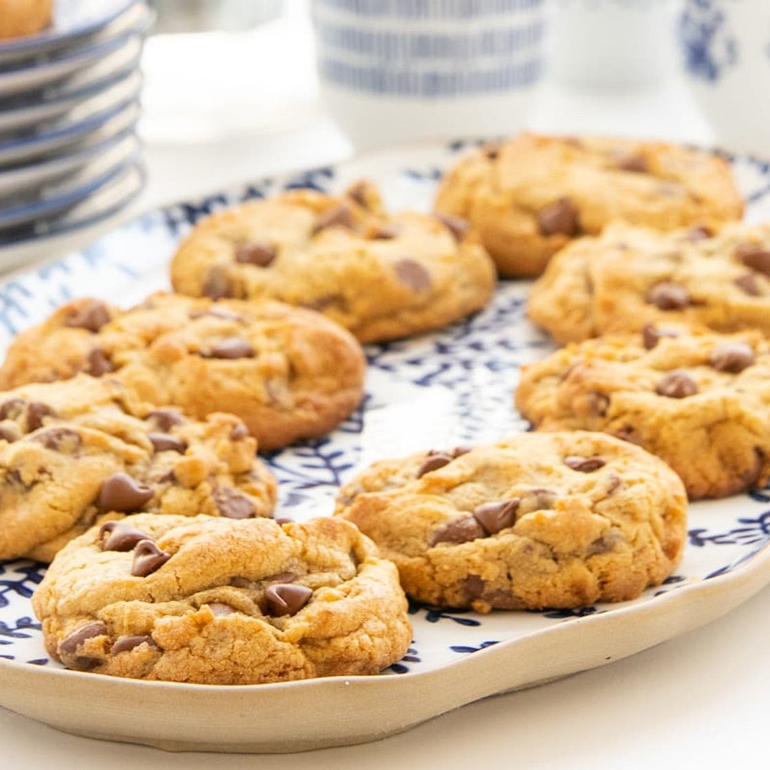 Crumbl 🙀 Chocolate Chip Cookies