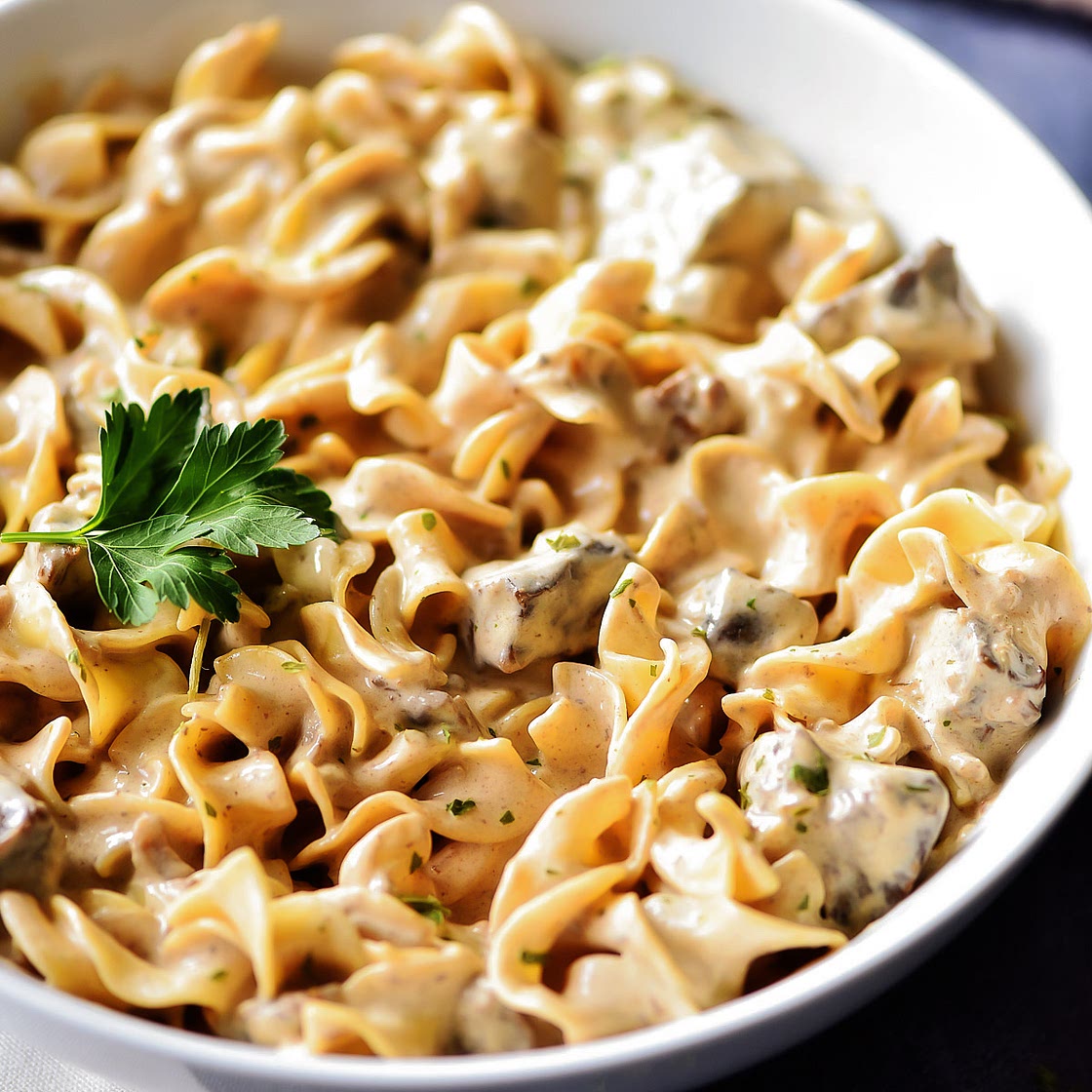 Slow Cooker Beef Stroganoff