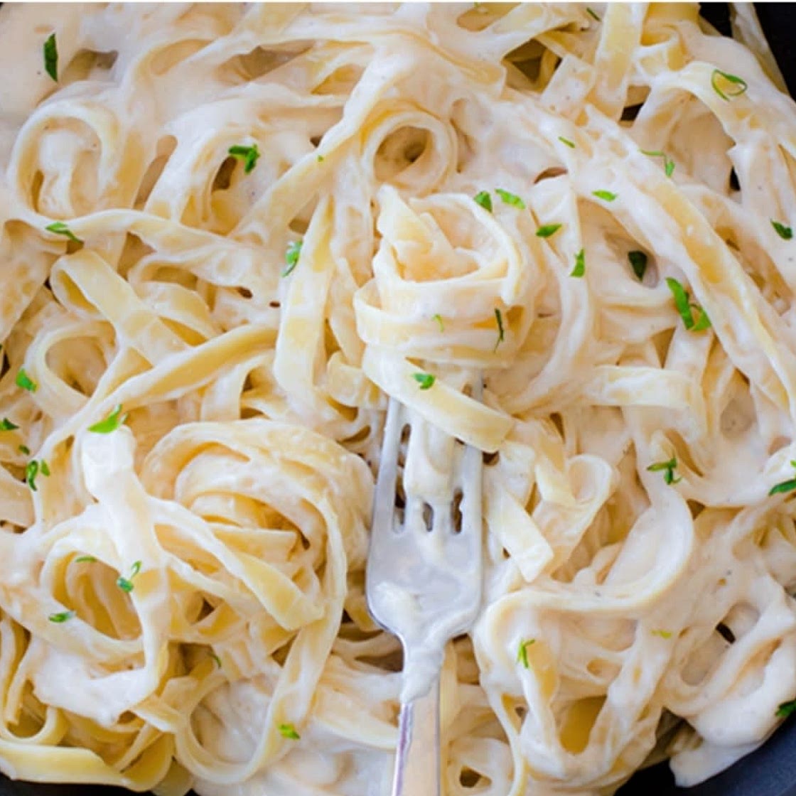 Cauliflower Alfredo Sauce - 1 pt (blue)
