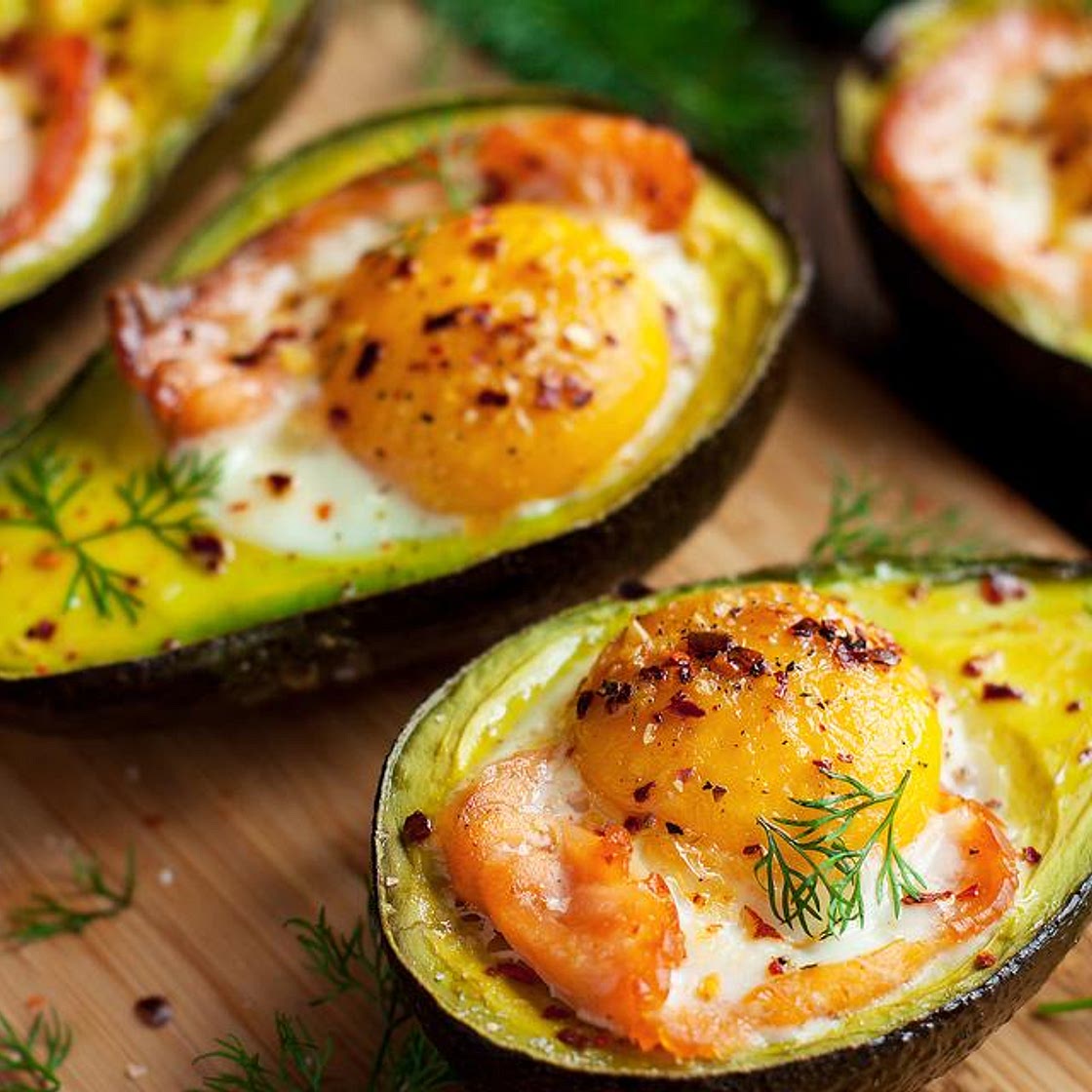 Easy Avocado Eggs