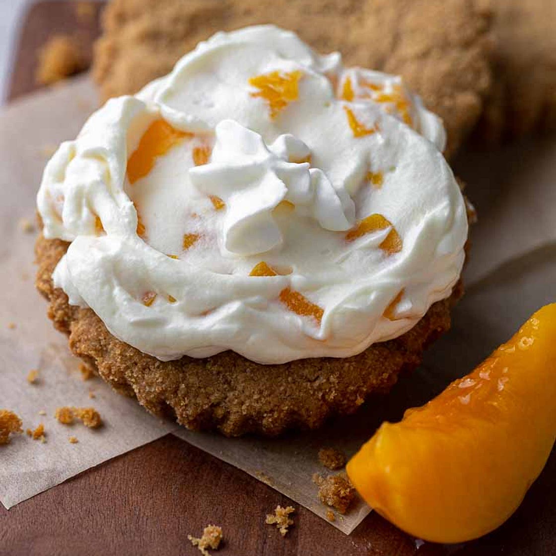 Crumbl 🙀  Peaches & Cream Cookies