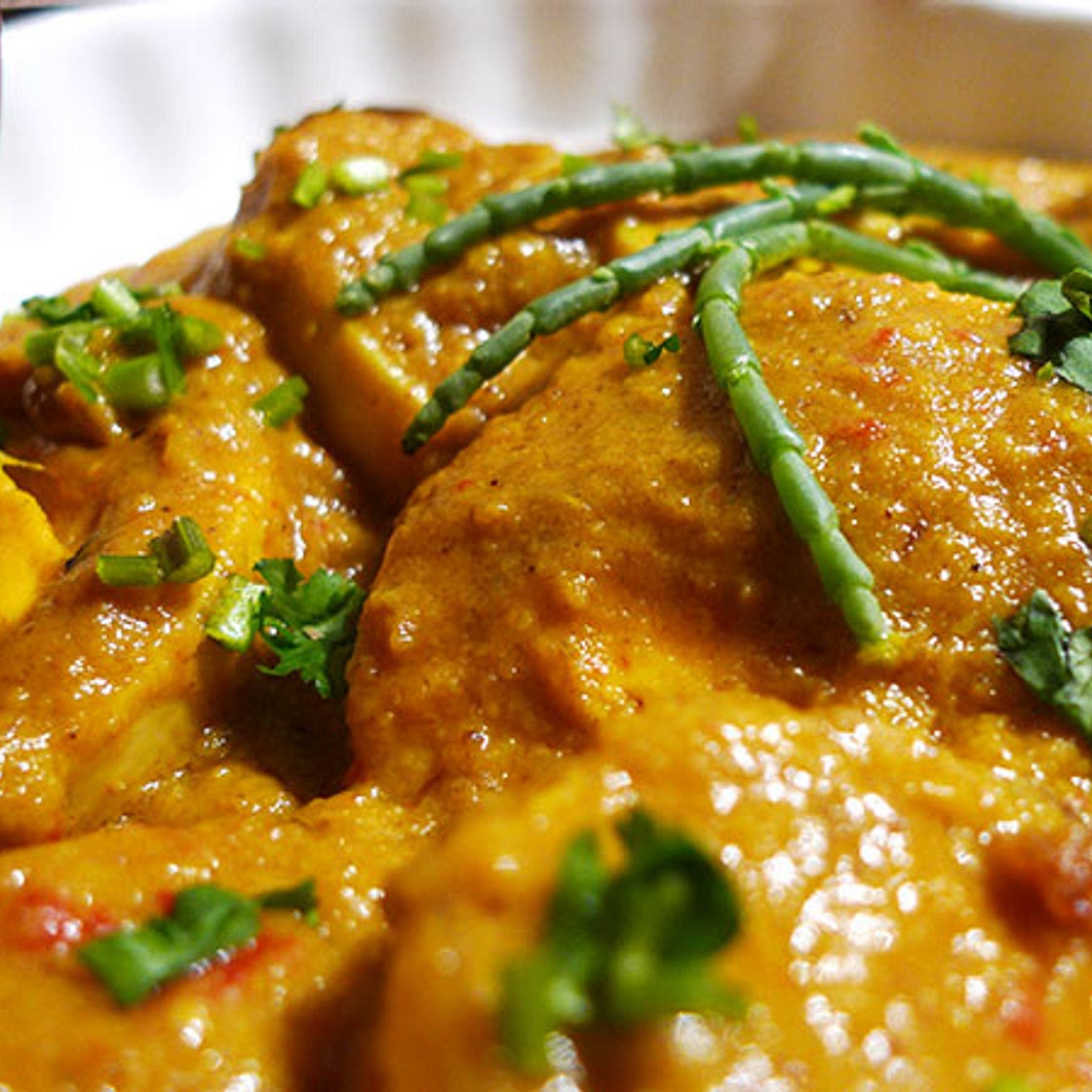 Eieren in Kerriesaus - overheerlijk Indisch eigerecht - PisangSusu.com