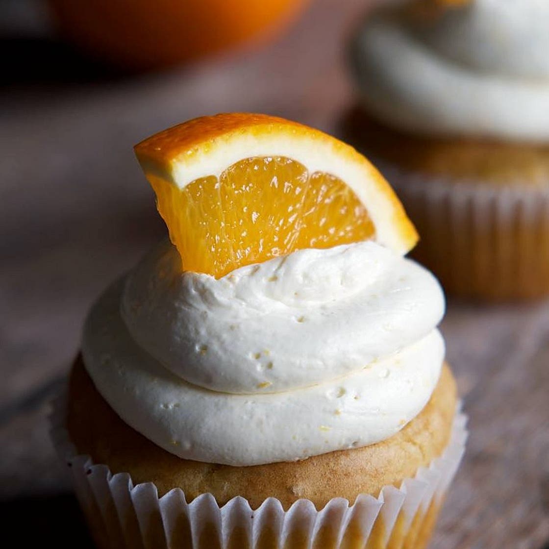 Fruchtige Orangen- und Zitronen-Cupcakes