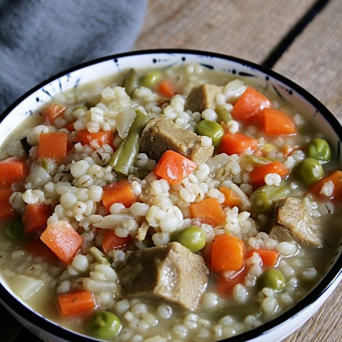 Vegane Graupensuppe