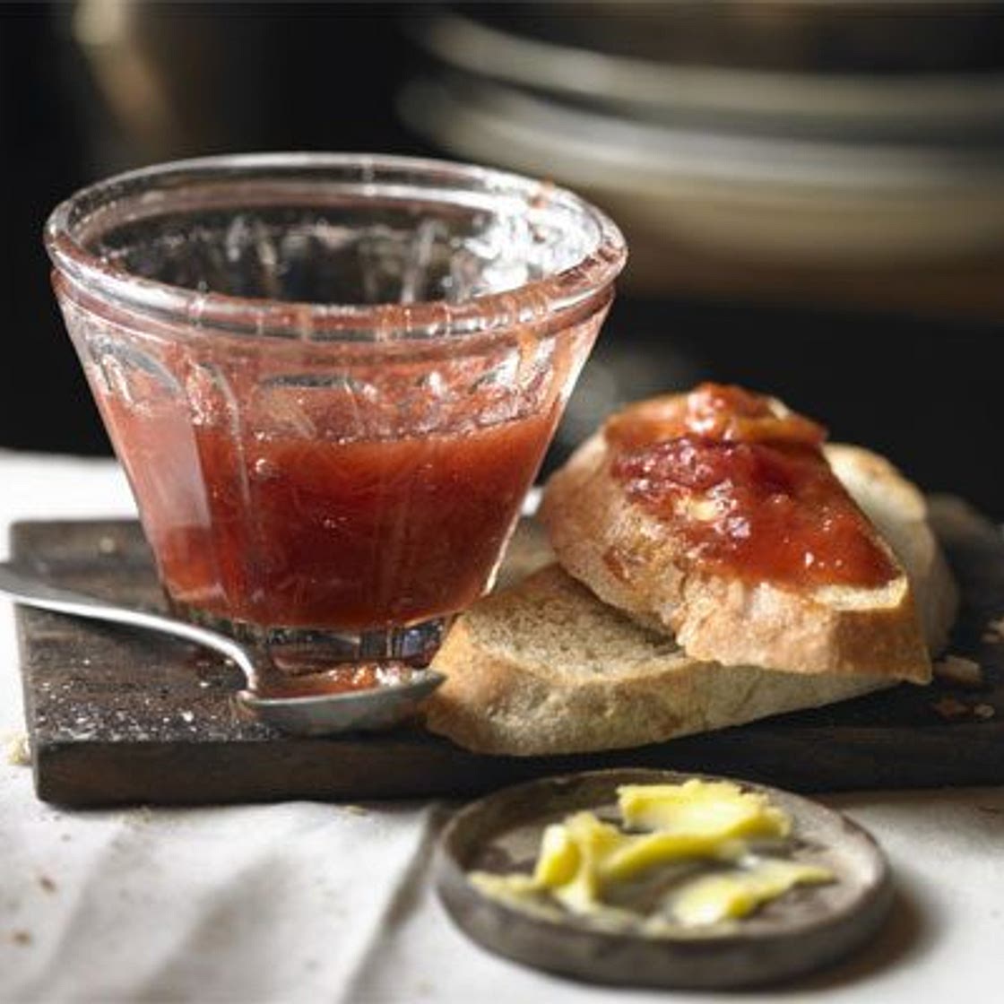 Rhubarb & vanilla jam