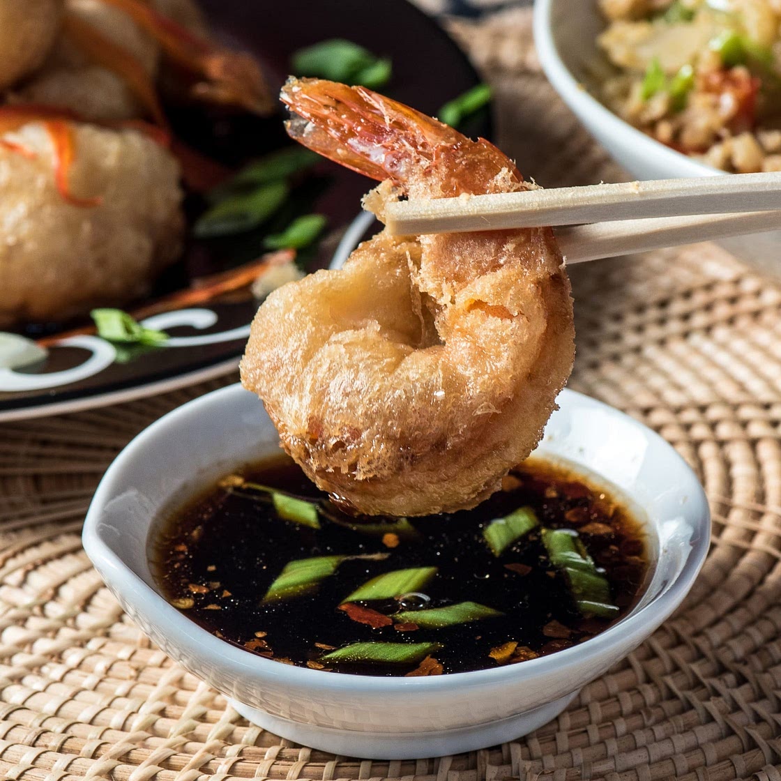 Low Carb Tempura Shrimp with Dipping Sauce
