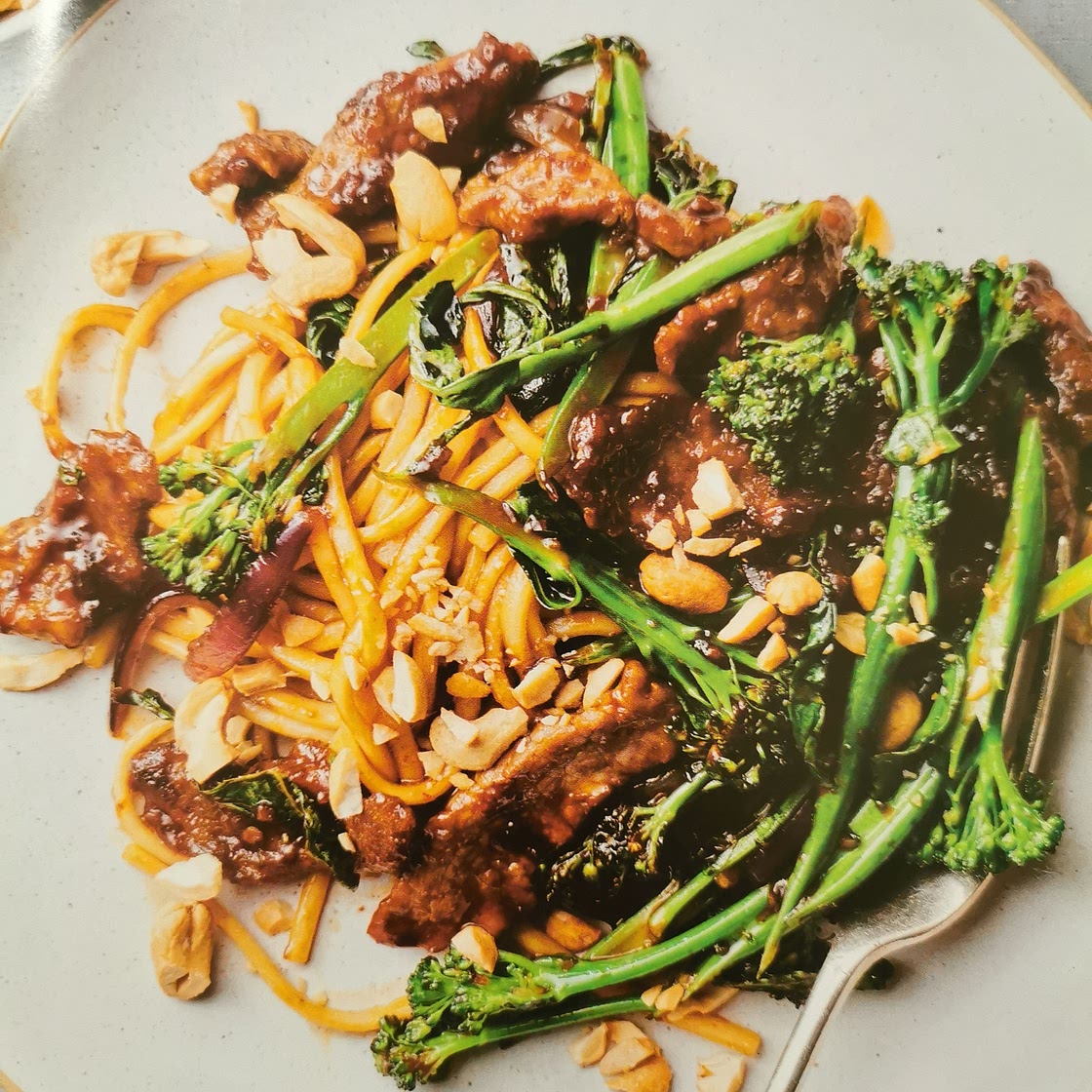 Sticky Stir-fried Beef with Greens and Noodles