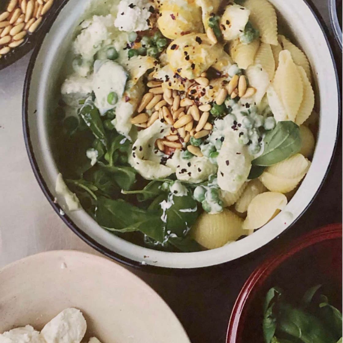 Conchiglie with Yogurt, Peas & Chili