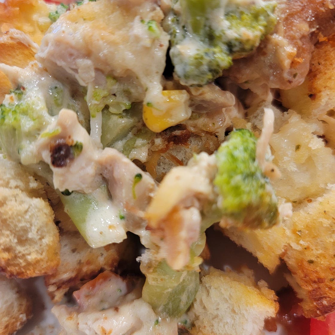 ROTISSERIE CHICKEN AND BROCCOLI COBBLER