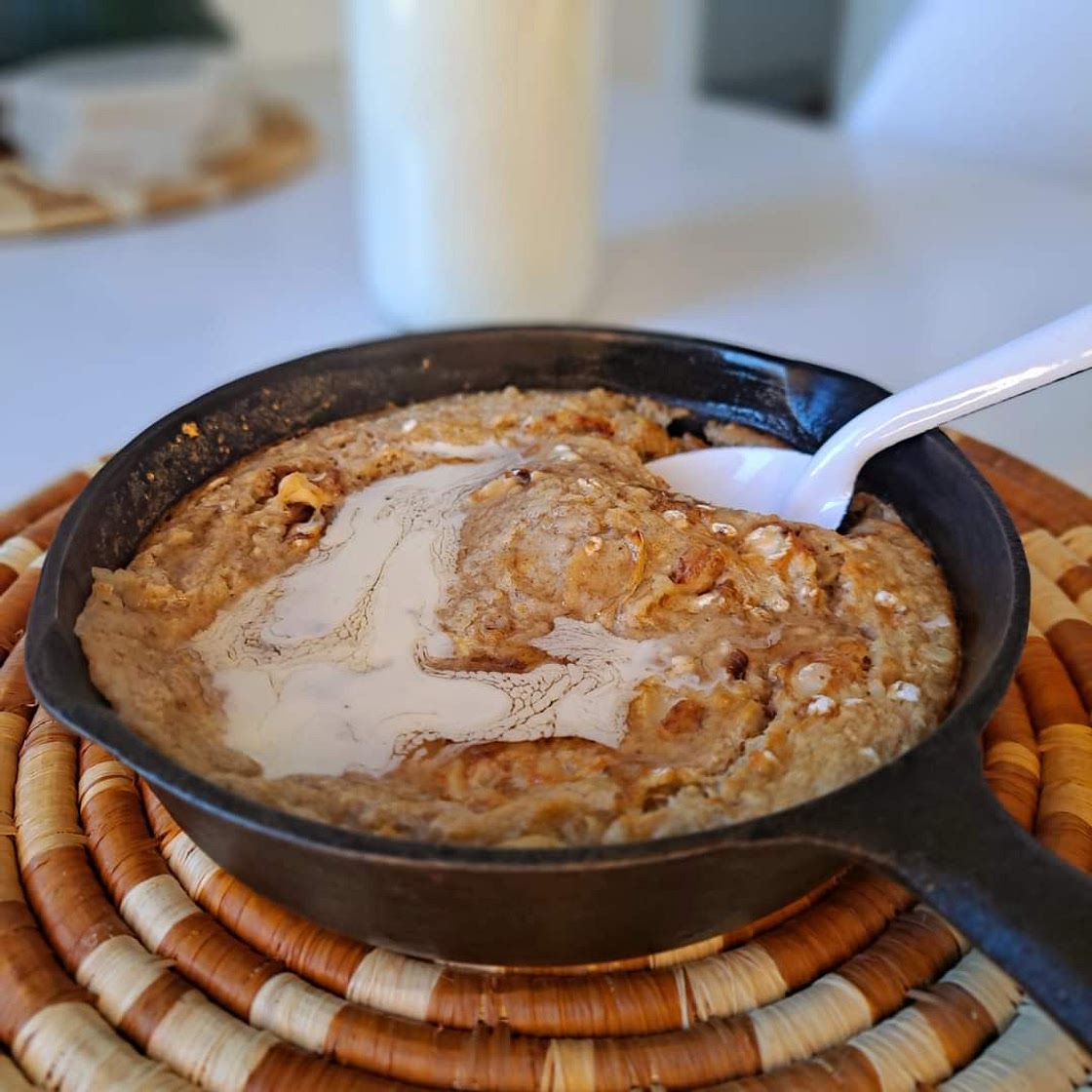 Sticky Date Baked Oats