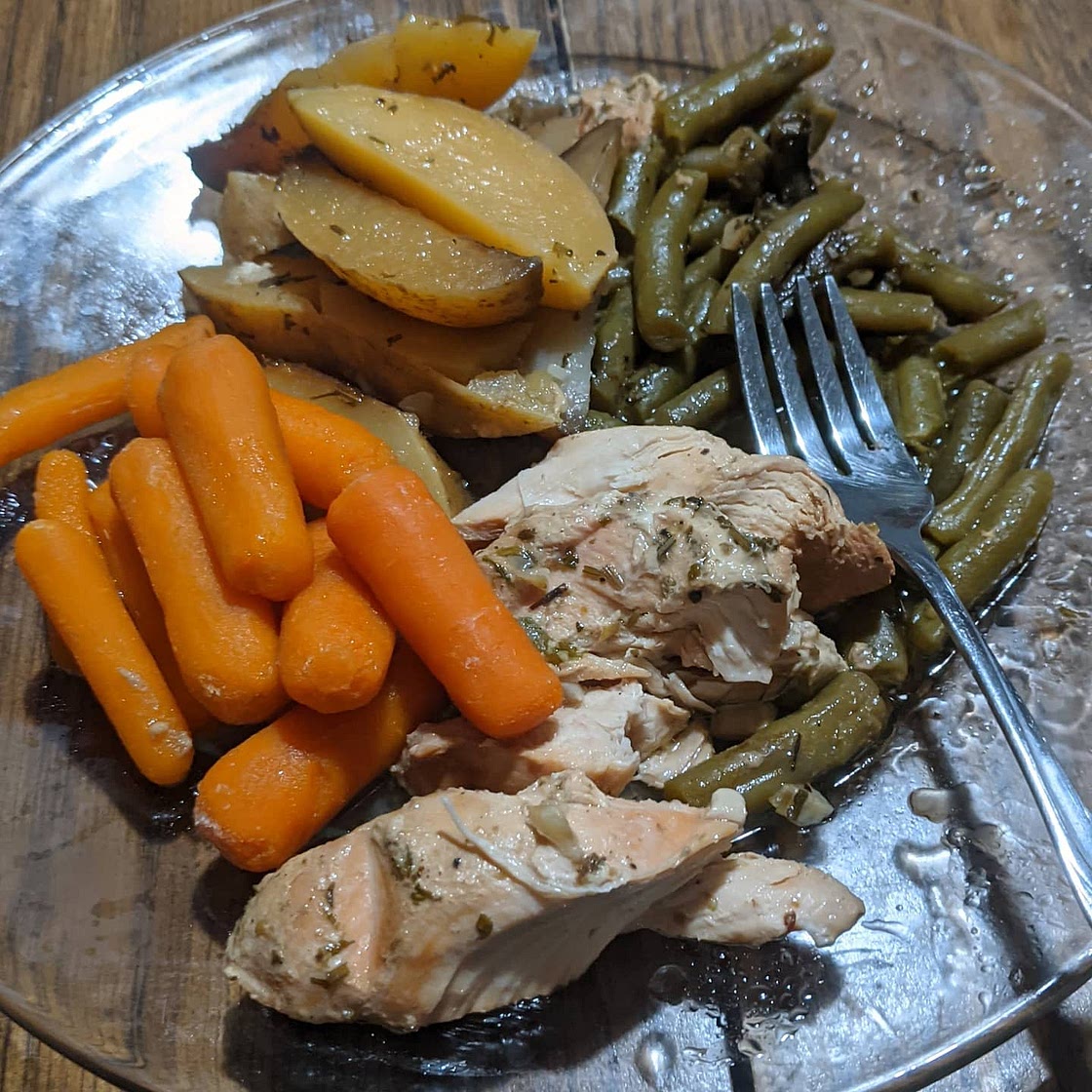 Slow Cooker Garlic Butter Chicken and Veggies