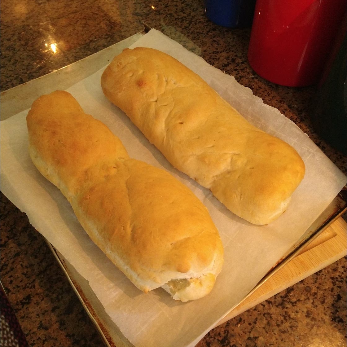 Macarro Pepperoni Bread