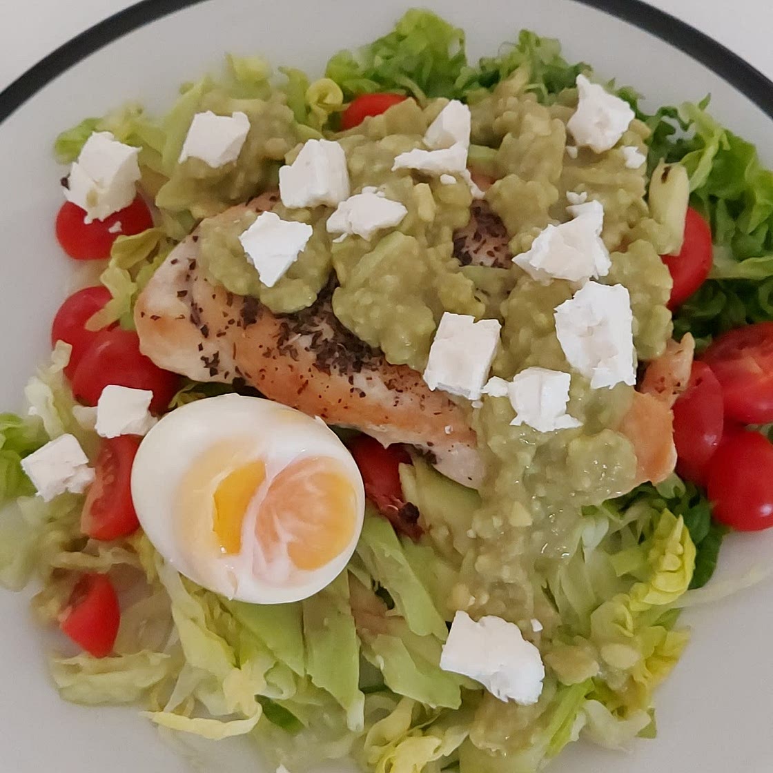 GRILLED CHICKEN COBB SALAD