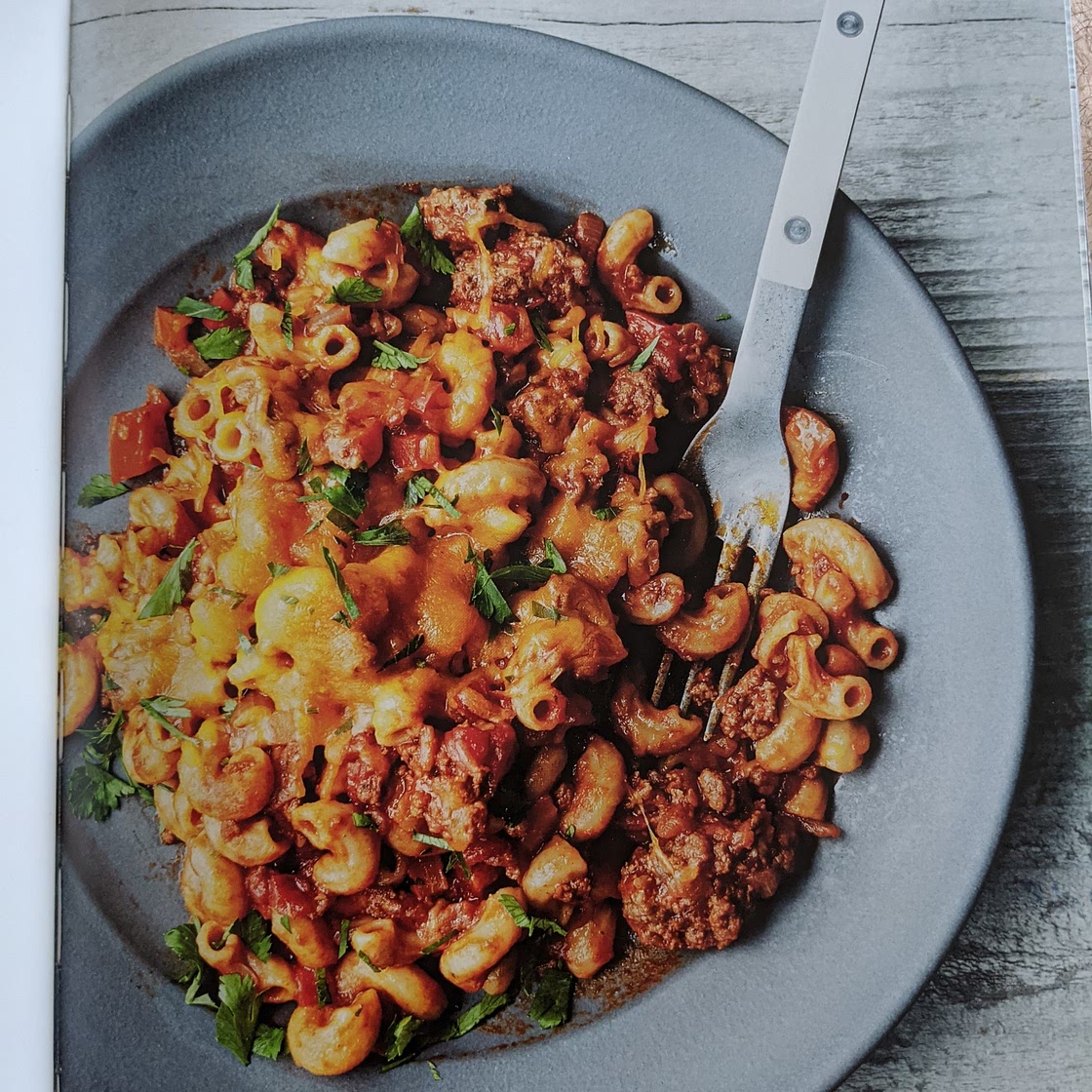 American style cheesy beef goulash and macaroni